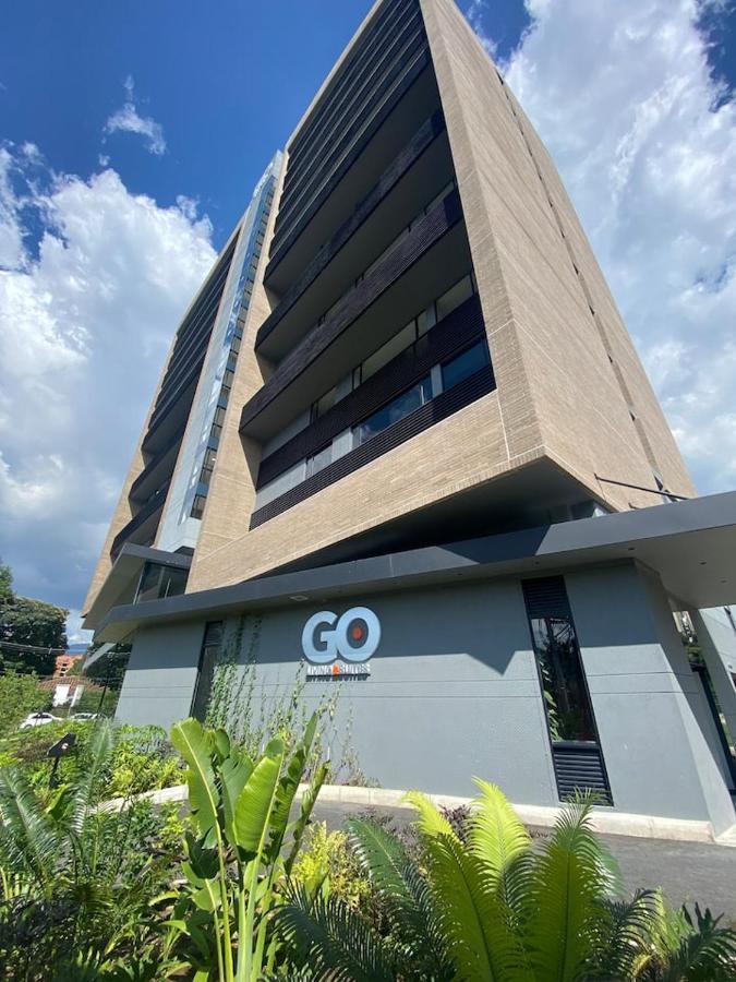Unique In El Poblado Cowork/ Gym / Fast Wifi Apartment