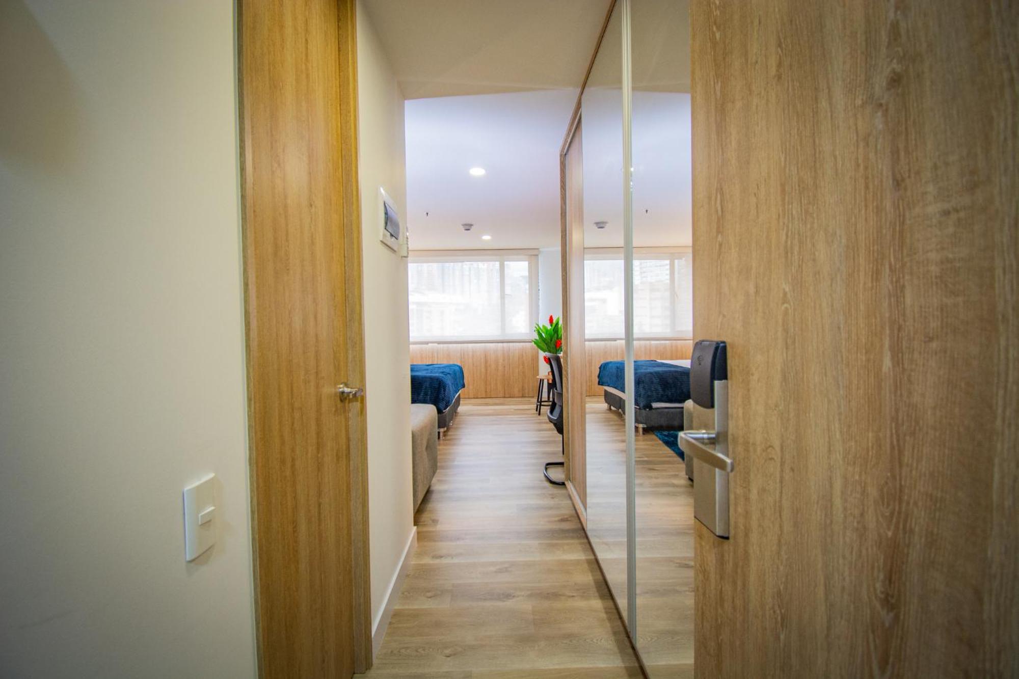 Unique In El Poblado Cowork/ Gym / Fast Wifi Apartment Medellin