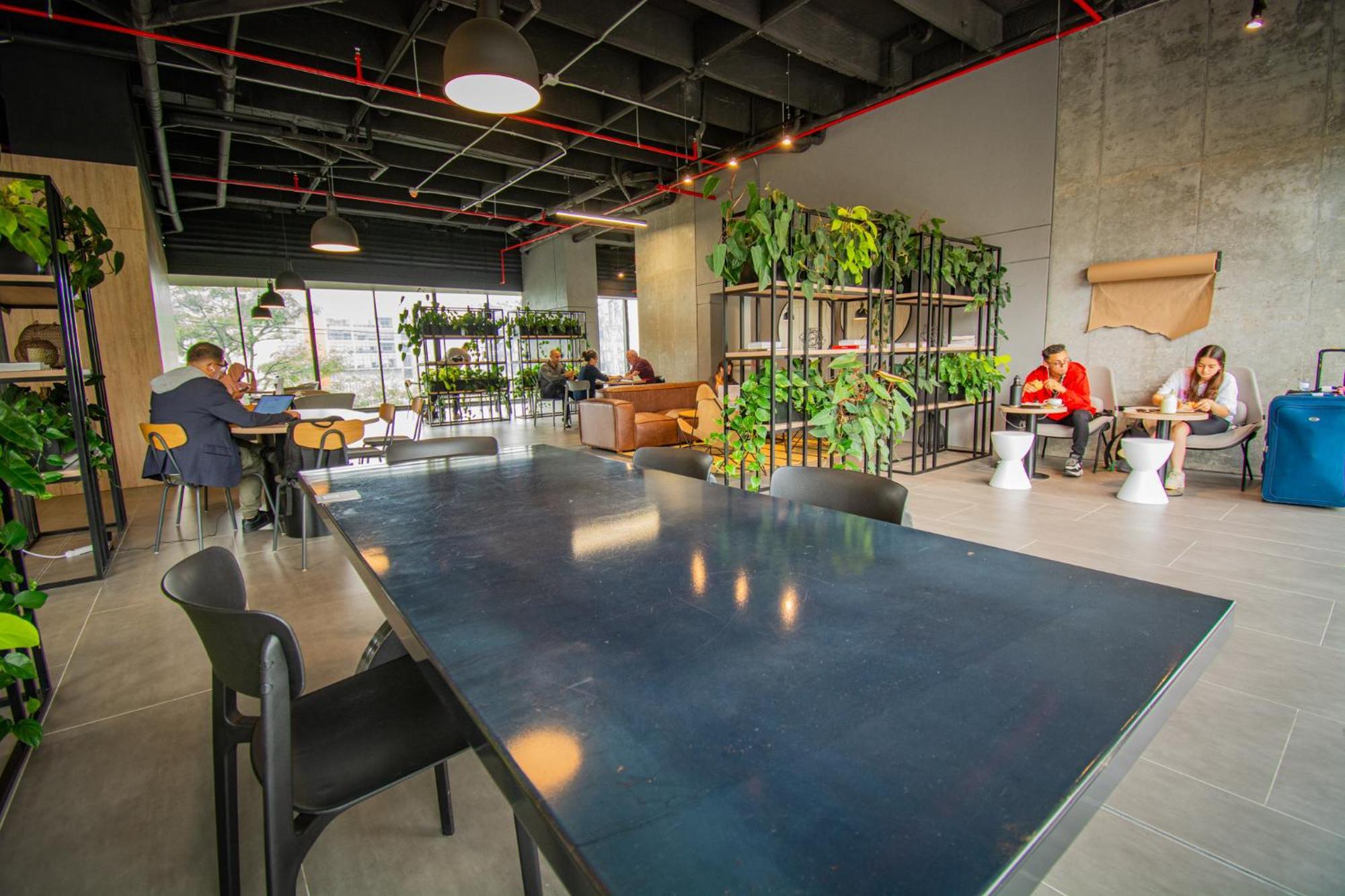 Unique In El Poblado Cowork/ Gym / Fast Wifi