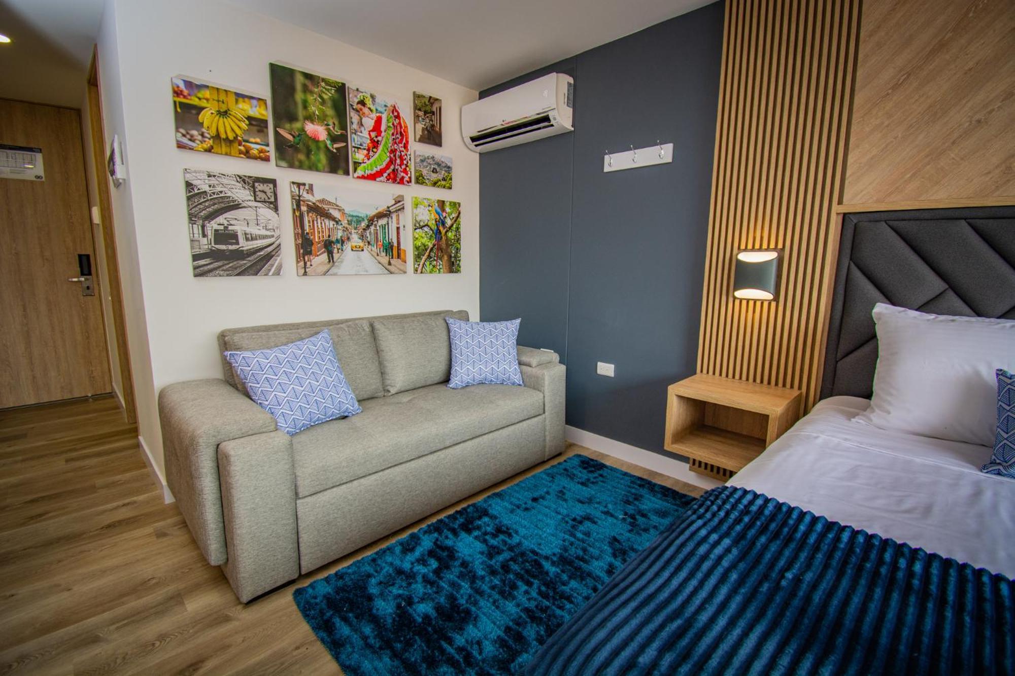 Apartment Unique In El Poblado Cowork/ Gym / Fast Wifi Medellin